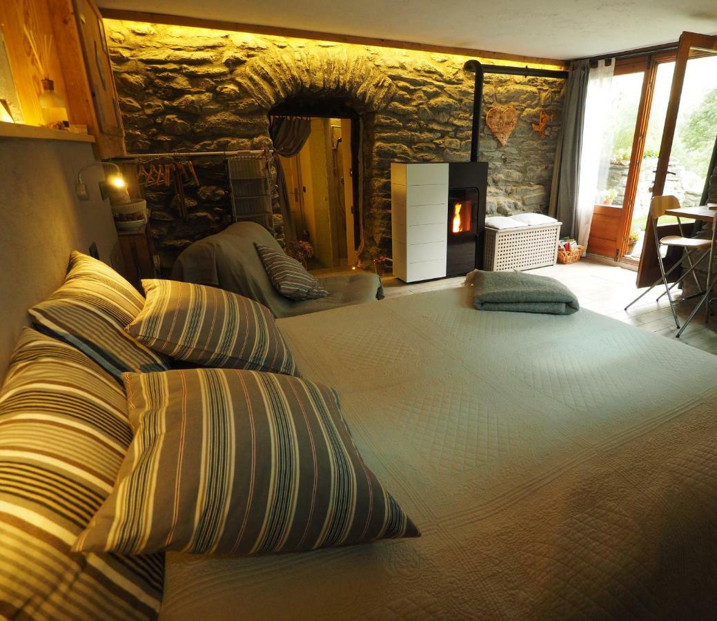 Bed and Breakfast Grange Epiney Bed E Breakfast La Salle Exterior foto
