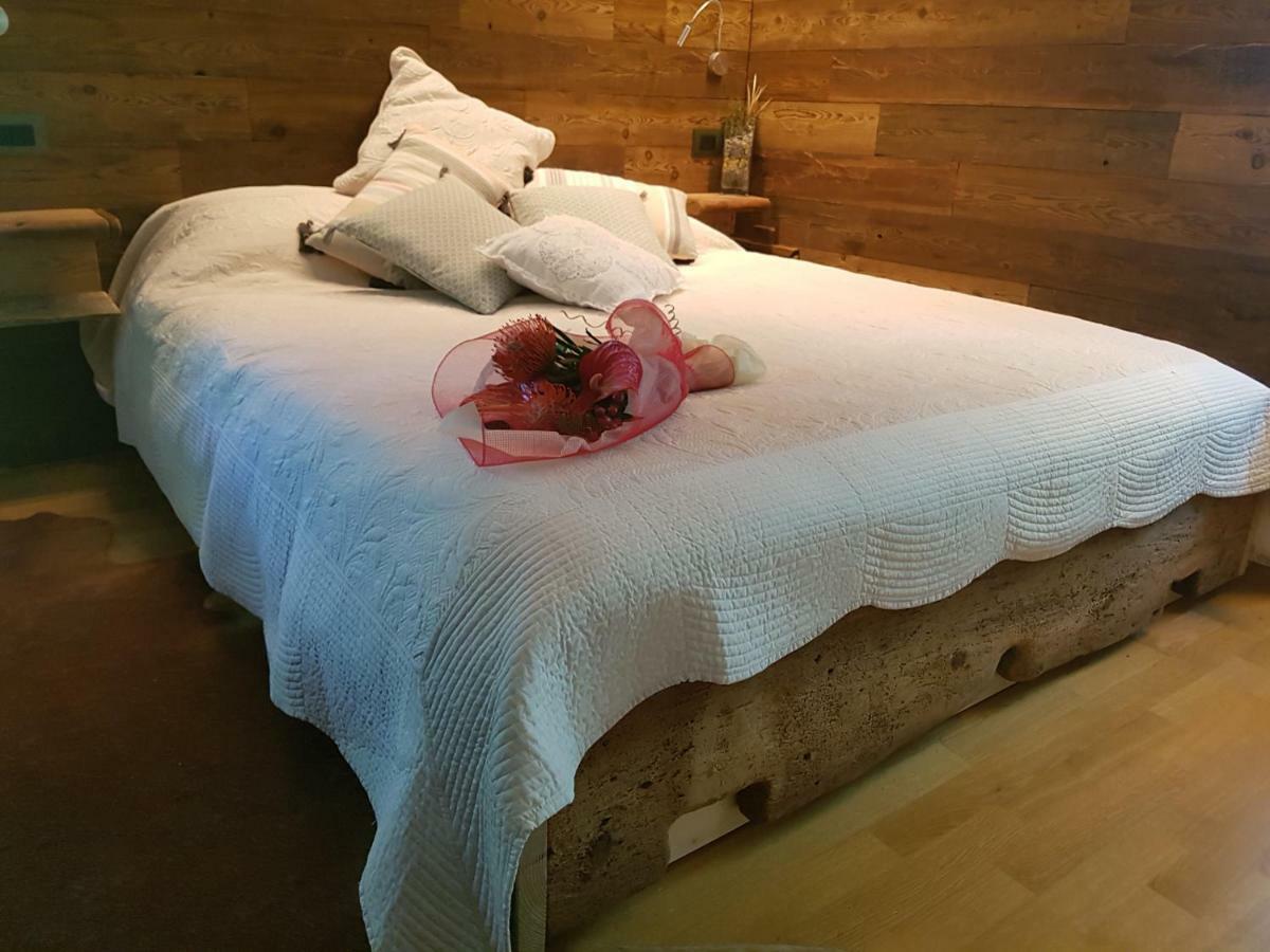 Bed and Breakfast Grange Epiney Bed E Breakfast La Salle Exterior foto